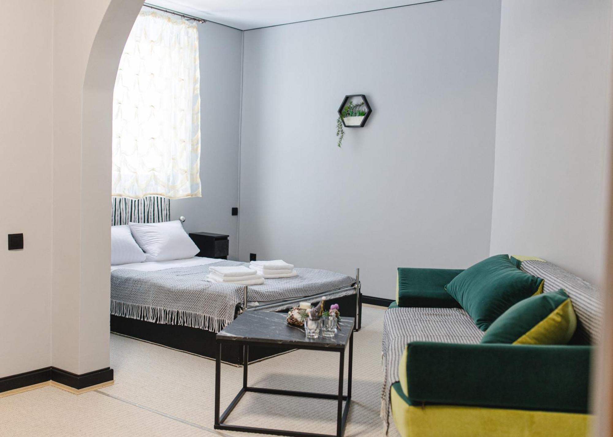Kolyba Opryshkiv Otel Nizhneye Selishche Oda fotoğraf